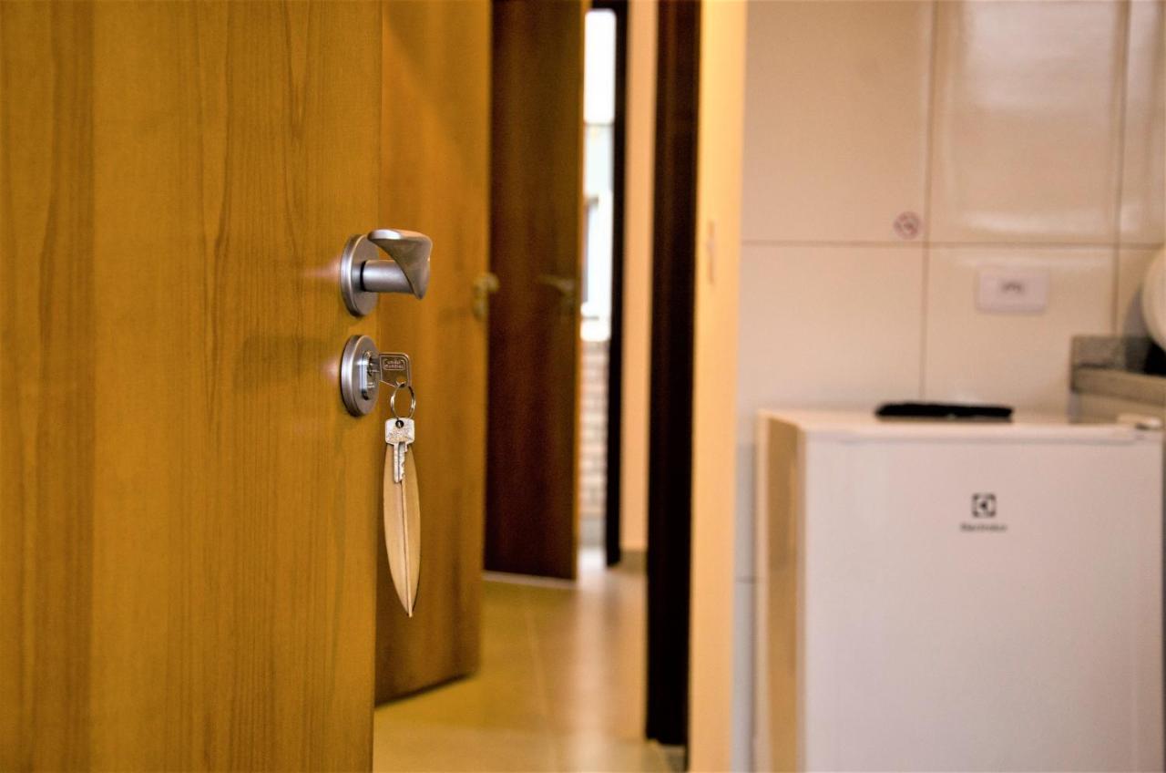 Vila Lorenzi & Apartamentos ウバトゥバ エクステリア 写真