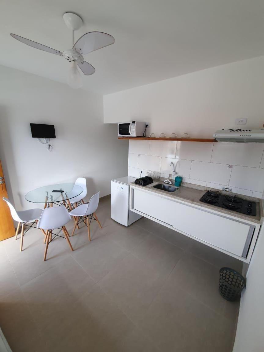 Vila Lorenzi & Apartamentos ウバトゥバ エクステリア 写真